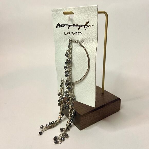 New Free People Judy Pearl Ear Chain with Rhinestones and Pearls Ear Cuff - Picture 8 of 13